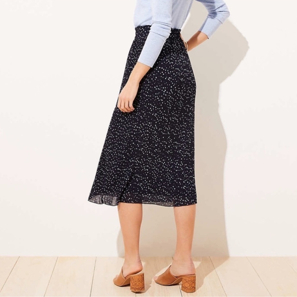 LOFT Dotted Pleated Midi Skirt Size XS Forever Navy Women's lined flowy chiffons